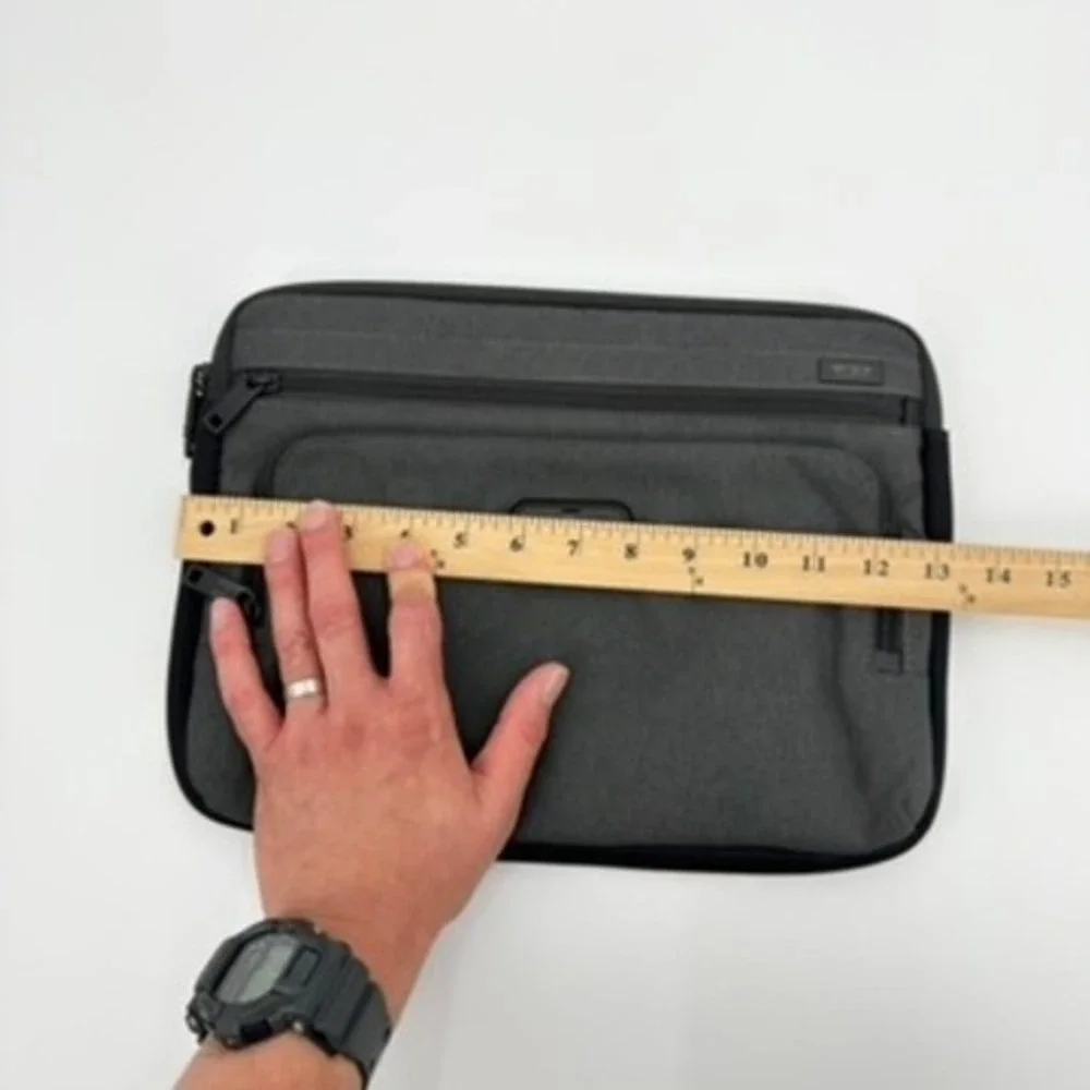 Tumi Alpha 3 Medium Laptop Cover Anthracite Grey Ballistic Nylon Sleeve Padded